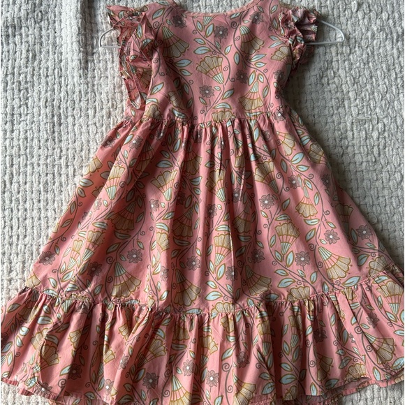 Tea Collection peach print wrap dress. Cap flutter sleeve, bottom ruffle. Size 6 - Picture 2 of 10